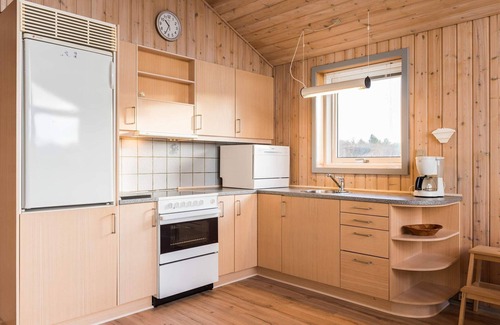 Henne Strand House | 4 person holiday home in Henne