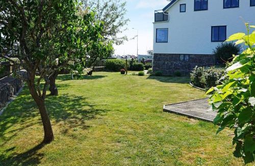 Hono House | 4 person holiday home in Hönö