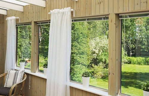 Brastad House | 4 person holiday home in Brastad