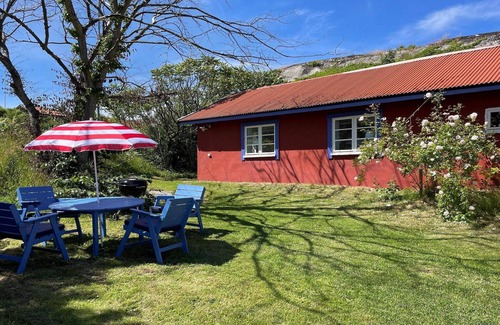 Skaerhamn House | 4 person holiday home in Skärhamn-By Traum