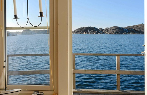 Skaerhamn House | 4 person holiday home in SKÄRHAMN