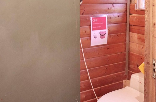 Kristinehamn House | 4 person holiday home in KRISTINEHAMN