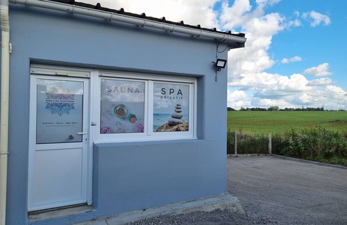 Fontaine-au-Pire Apartment | 4-person nature apartment with spa and indoor sauna