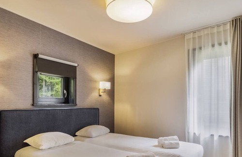 Antoing Cabin | 4-person The Lake House in the holiday park Landal Forest Resort Your Nature
