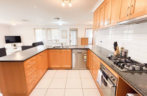 Estella House | 4 Pinnacle Place, Estella