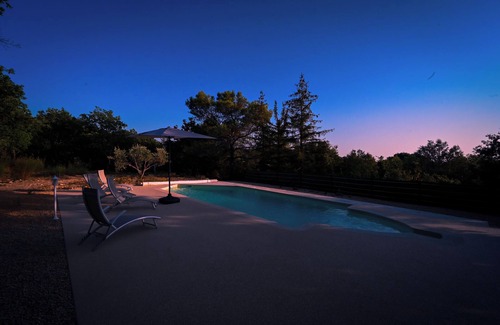 Murs House | 4* Provençal house + single-storey vacation home, pool, in the countryside near GORDES