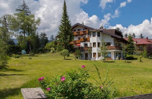 Seefeld in Tirol Apartment | 4-raum-appartement - Landhaus Charlotte