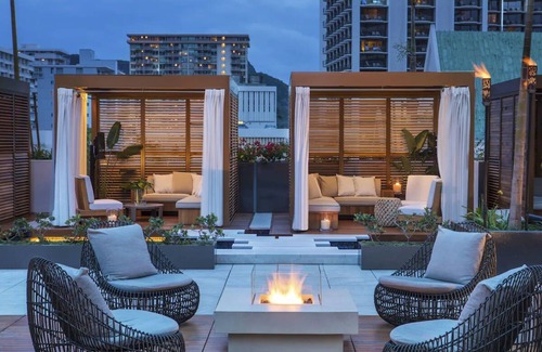Waikiki House | 4 Relaxing Rooms w/Scenic Ocean View | Short Walk from Waikiki Beach