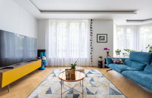 Bois-Colombes Apartment | 4-room apartment Place de la Mairie - City Center