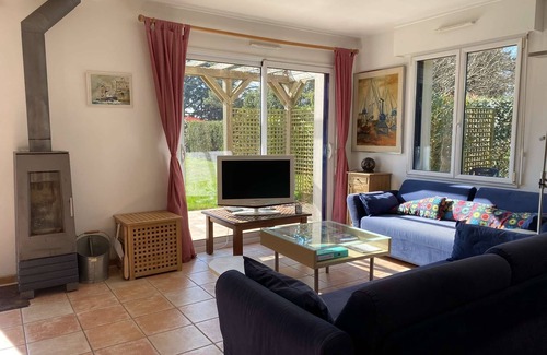 Sarzeau House | 4-room house near the Gulf of Morbihan trails to rent for the holidays