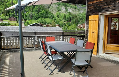 Le Chinaillon Apartment | 4 Rooms 8 People In Chinaillon At Foot Of Tracks