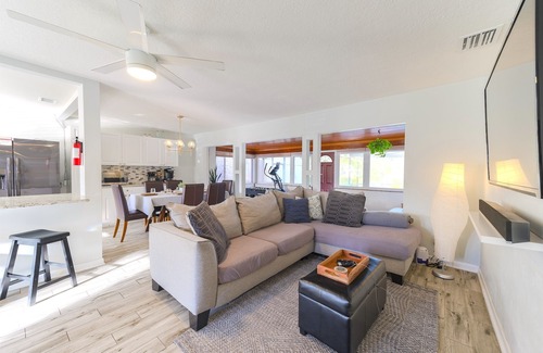 Edgewood House | 4 Rooms, Lake, Pool, Hot Tub, Bocce Ball, Putting Green, Fire Pit, Cold Plunge