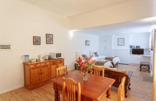 Graaff-Reinet Bed & Breakfast | 4 Rothman Street B&B