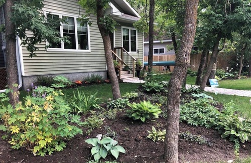 Dunnottar Cottage | 4 season 3 bdrm cottage w/many amenities. Family/pet-friendly. Close to lake