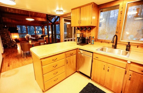 Port Angeles East House | 4 Season River Retreat