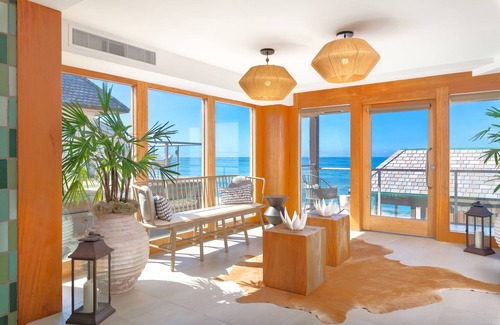 Carlsbad Village Hotel | 4 Spacious Units, Ocean Front 2 Queen at Beach Terrace, Outdoor Pool