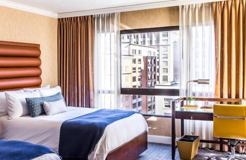 Downtown Portland Hotel | 4 Spacious Units w/Sweeping City Views in Dossier Portland! Valet Parking
