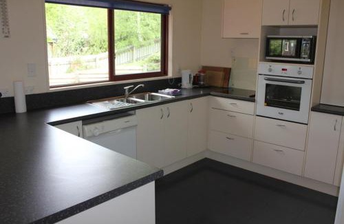 Hanmer Springs House | 4 St James Avenue