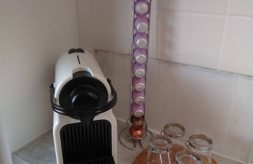 La Villette Apartment | 4(*) Standing flat, 3 bedrooms, private parking with AC near Panier Vieux-Port