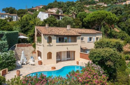 Cavalaire-sur-Mer Villa | 4-Star Private Villa with Heated Pool and Panoramic Sea View at Gulf de Saint Tropez