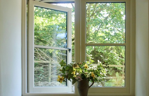 Tirabad Cottage | 4-star Secluded Self-catering Eco Holiday Cottage in Welsh Borders