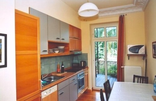 Karlshorst Apartment | 4-star vacation apartment in a very quiet and green villa location!