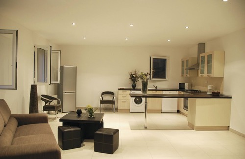 Olmeto Villa | 4-star villa in Residence with swimming pool, sea view, 250 m from beaches.