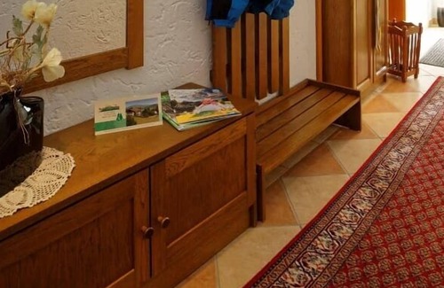 Ebersdorf Apartment | 4-Sterne Ferienwohnung mit eigener Terrasse und Pool