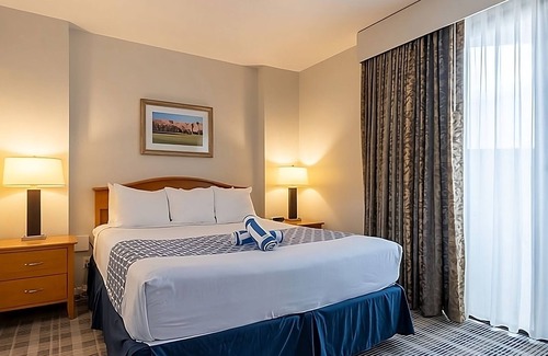 Baristo Hotel | 4 Units w/Kitchen | Pool & Free Parking | Palm Springs Stay