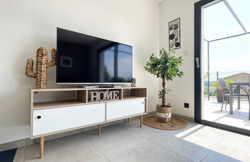Brujas Villa | 4* villa with 2 bedrooms, air conditioning and private pool
