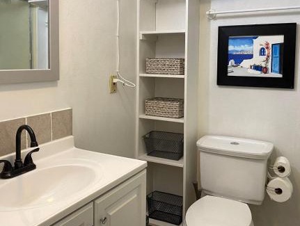 Yesler Terrace Apartment | #4 Walking distance to Seattle Capitol downtown