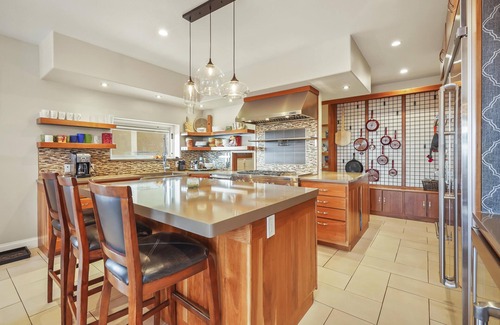 Florissant House | 40 acre priv land, Elev 9300ft, Hot Tub, Sleeps 16