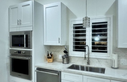 Dania Beach House | 40% DISCOUNT NEW YRS WK-NEWLY BUILT WTR FRNT BCH HM in East Ft Lauderdale Area