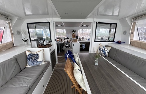 Ventura Boat Rental | 40 ft Catamaran Boatel w view in Ventura Harbor, Sleeps 6