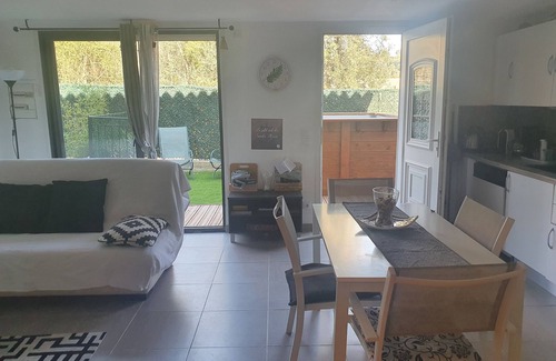 Le Thoronet Apartment | 40 m2 ground-floor studio with private pool