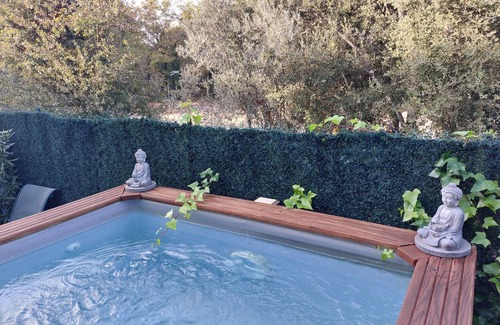 Le Thoronet Apartment | 40 m2 ground-floor studio with private pool