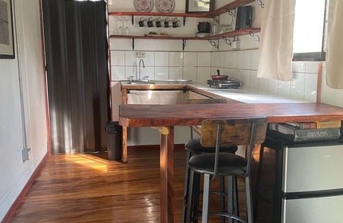 Las Delicias House | 40' Tasteful container tucked away in the Jungle!