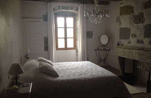 Thusel Other | 400 euros/night 12th-century fortified house