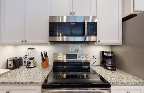King City Condo | 400 Ocean King Suite 2201 2nd Floor