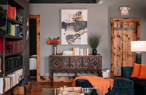 Traverse City Apartment | 4000sf Unique 4BR loft NOBO District