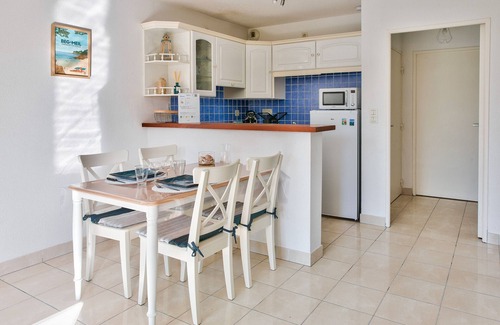 Fouesnant Apartment | 400m from the sea, apartment with terrace for 2