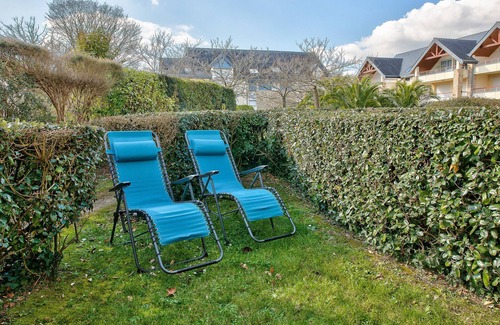 Fouesnant Apartment | 400m from the sea, apartment with terrace for 2