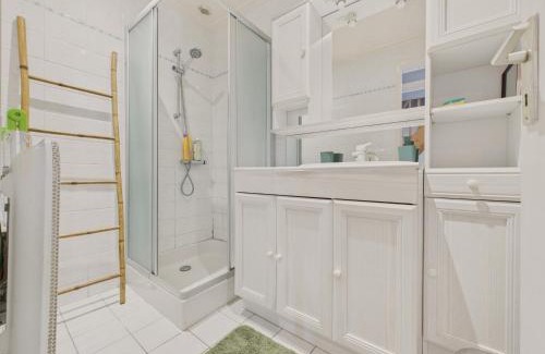 Plougrescant House | 400m plage - Jolie maison pour 5 - Jardin