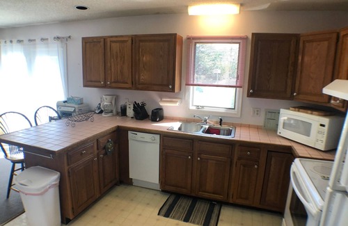 Lewes House | 402 Cedar Street, Lewes, Delaware