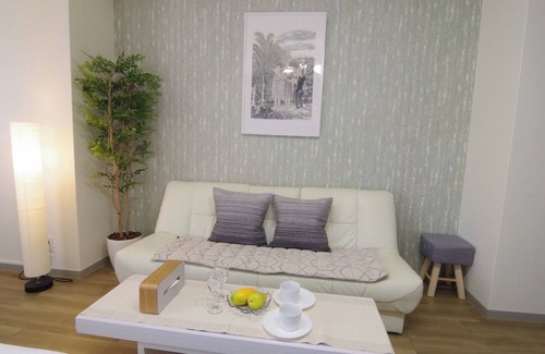 Namba Apartment | 403 6 minutes walk from Nihonbashi Station Withi - 403/Osaka Ōsaka