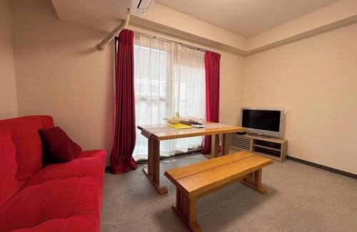 Kanazawa Apartment | 405 Twin room with shower room 1 single 1 double Near Kanazawa Castle Park/Kanazawa Ishikawa
