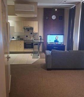 Downtown Johannesburg Apartment | 409 Mapungubwe Hotel