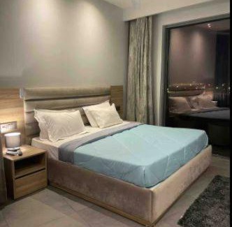 Noida Apartment | 40th Floor River View Supernova