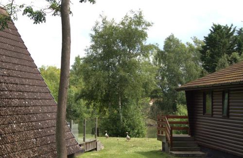 Dogdyke Resort | 41 the meadows luxury hot tub holidays tattershall lakes