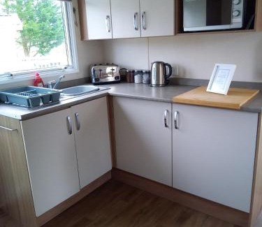 Dogdyke Resort | 41 the meadows luxury hot tub holidays tattershall lakes